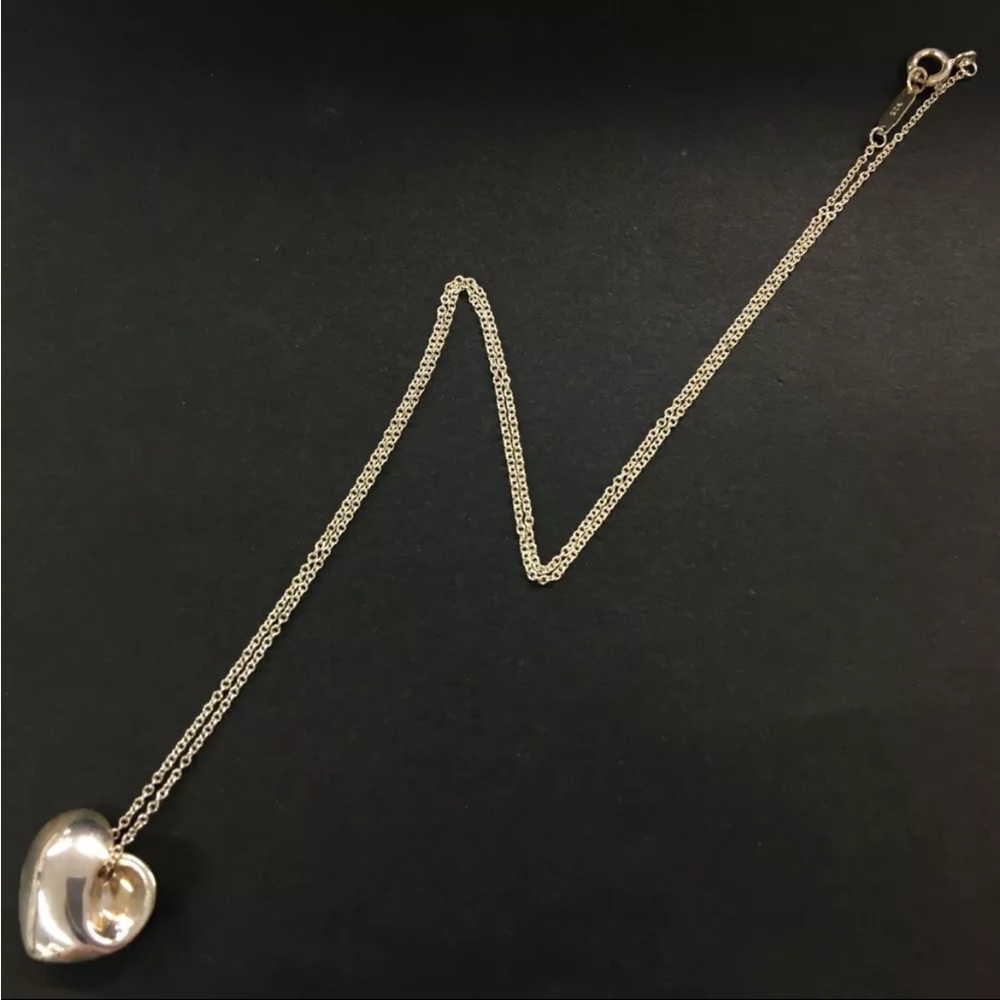 Tiffany & Co. whole Silver Heart Necklace - Picture 2 of 8